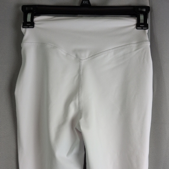 HALARA White Leggings Sleek Stretchy Design Crossover With Pockets. New. XS - Picture 8 of 11